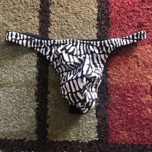 Men’s Thongs Size Large